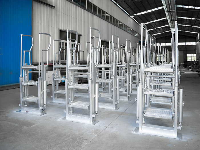 1562030616275109.jpg 活動(dòng)梯.jpg